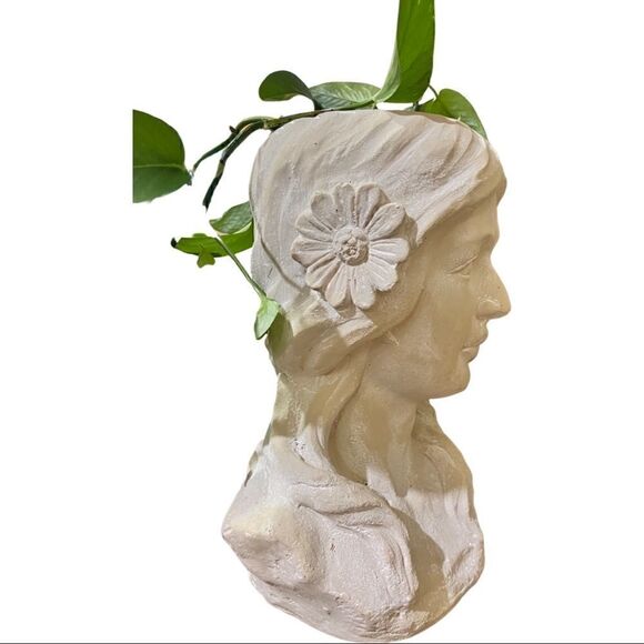 Beautiful Lady Planter Resin Plaster Large Size at 13” Perfect for your monstera - Picture 8 of 8